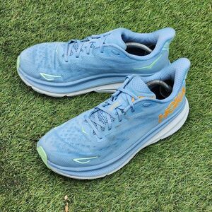 HOKA CLIFTON 9 - Mens Atheltic Shoes - SIZE 12.D